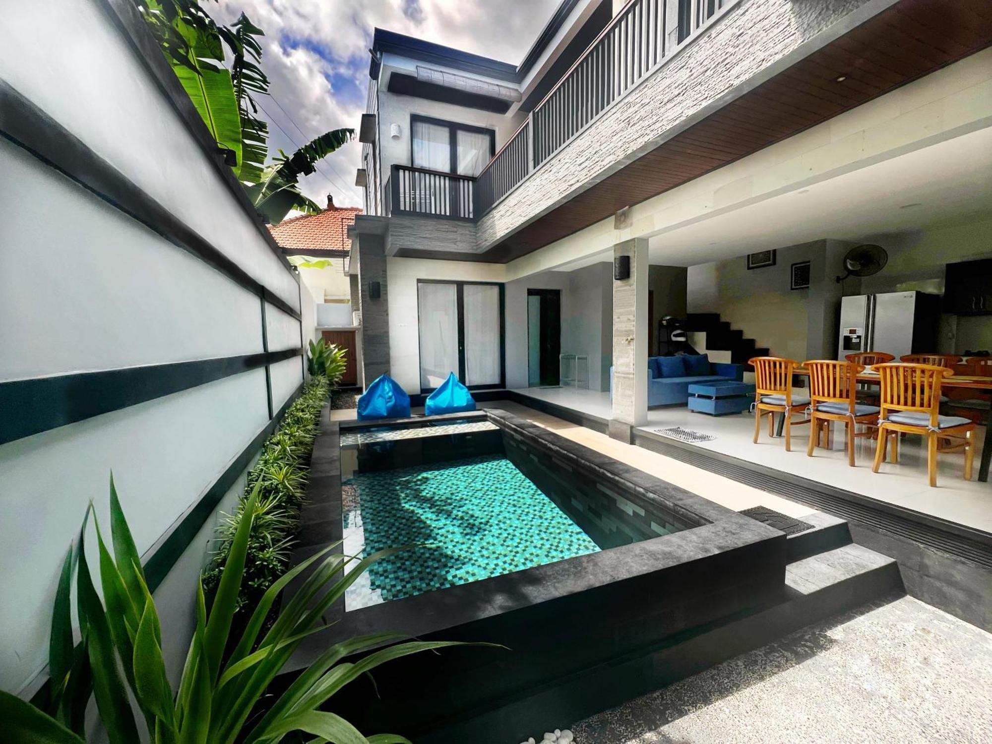 Deja View Villa Jimbaran Buitenkant foto